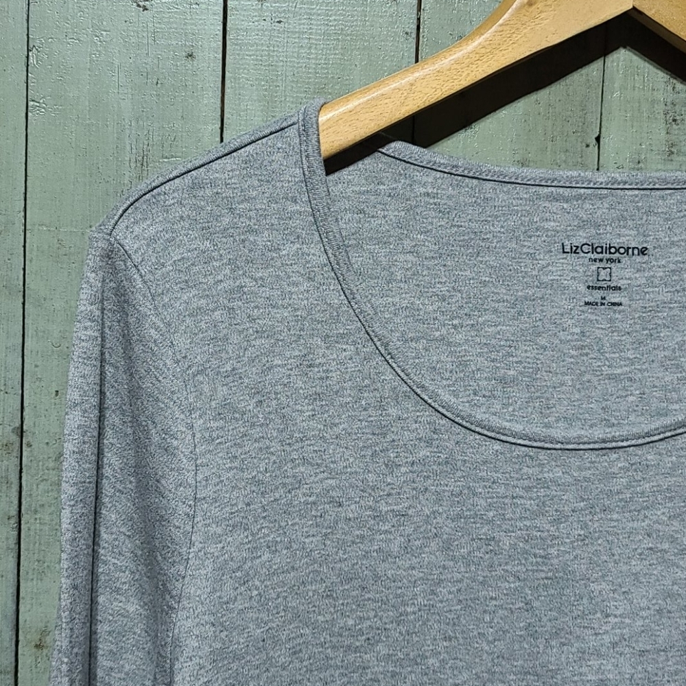Liz Claiborne long sleeve tee - Picture 5 of 6